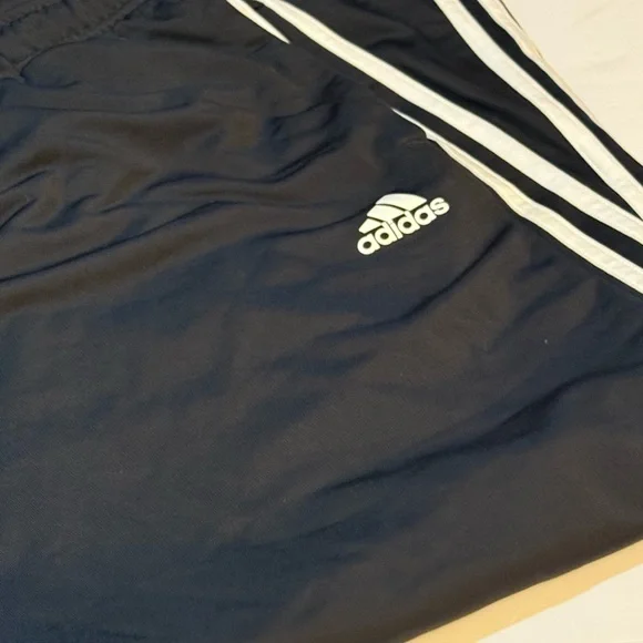 Adidas Unisex Brand new with tags Baggy black Track Pants - Picture 5 of 8